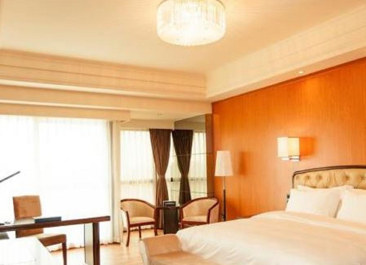 Chengdu Zhengyuan Xiyue Hotel Bagian luar foto