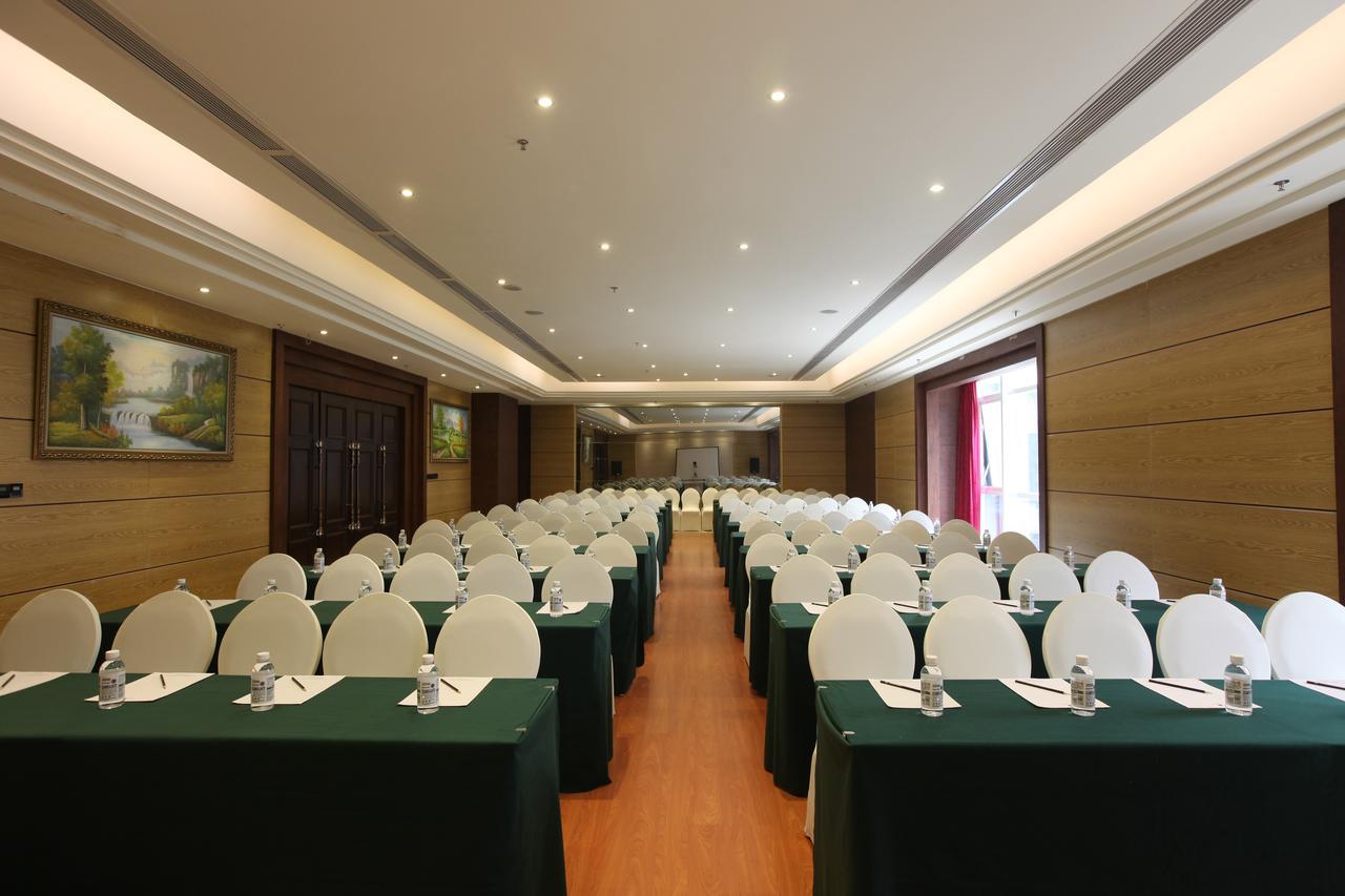 Chengdu Zhengyuan Xiyue Hotel Bagian luar foto