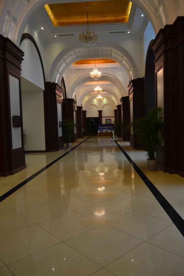 Chengdu Zhengyuan Xiyue Hotel Bagian luar foto