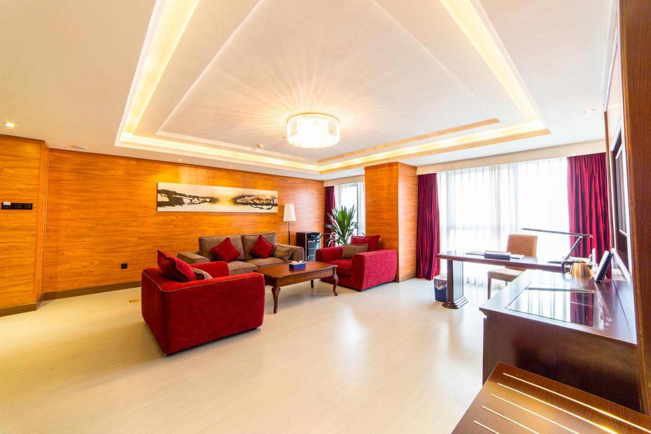 Chengdu Zhengyuan Xiyue Hotel Bagian luar foto