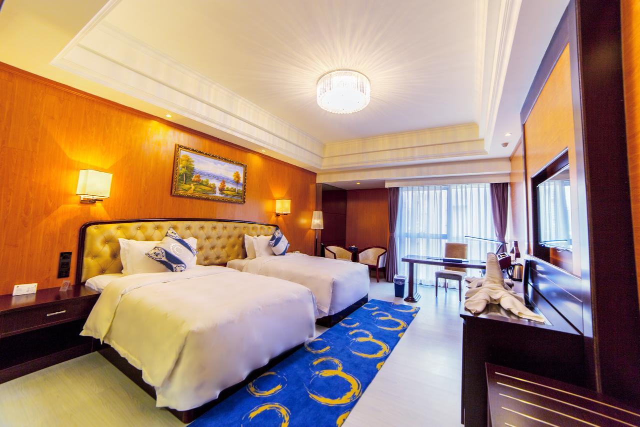 Chengdu Zhengyuan Xiyue Hotel Bagian luar foto