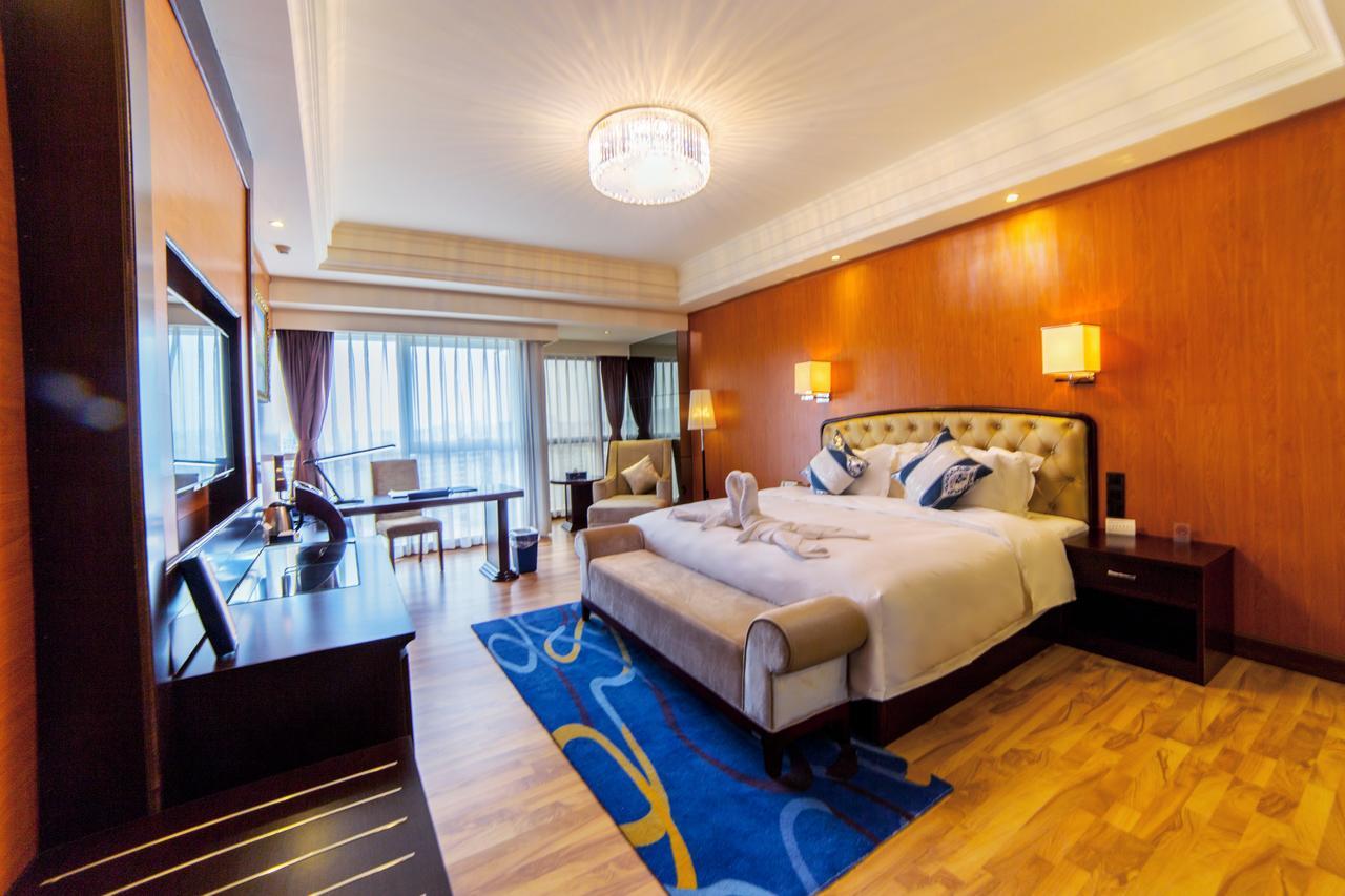 Chengdu Zhengyuan Xiyue Hotel Bagian luar foto
