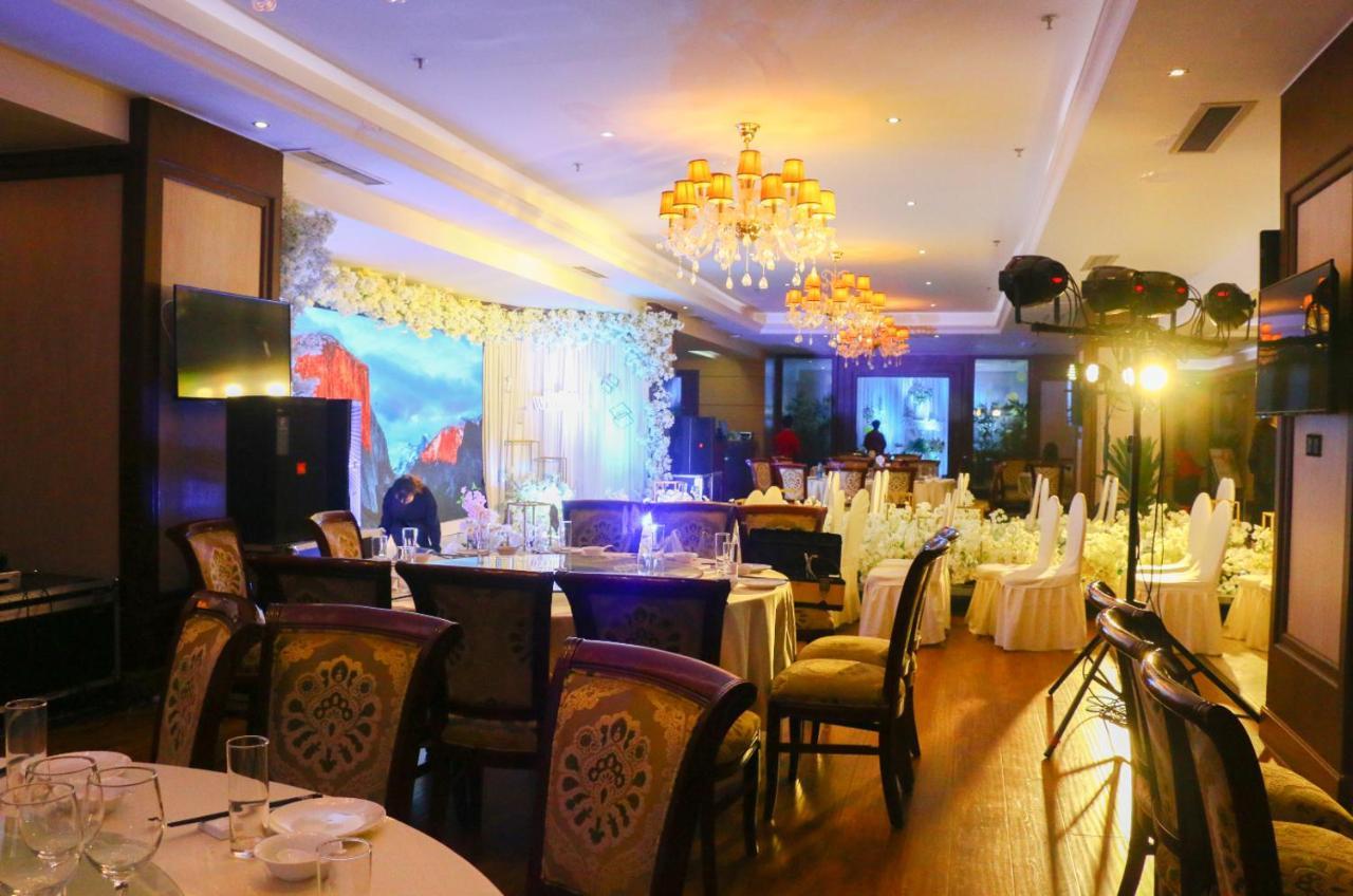 Chengdu Zhengyuan Xiyue Hotel Bagian luar foto
