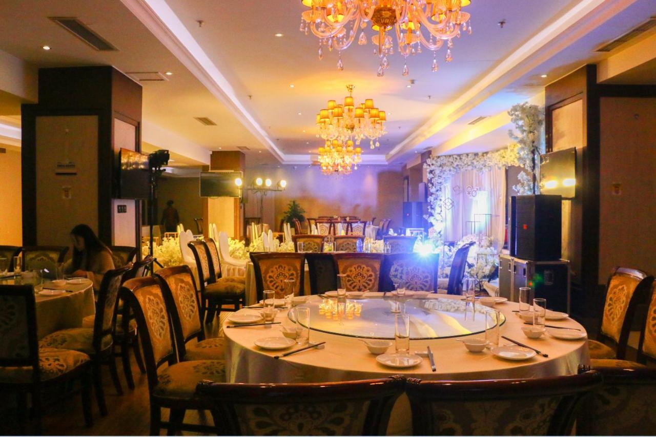 Chengdu Zhengyuan Xiyue Hotel Bagian luar foto